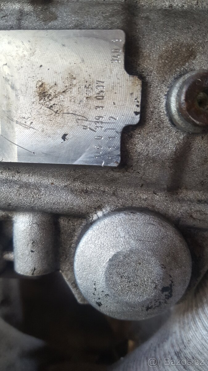 Naftové čerpadlo Ford - 6