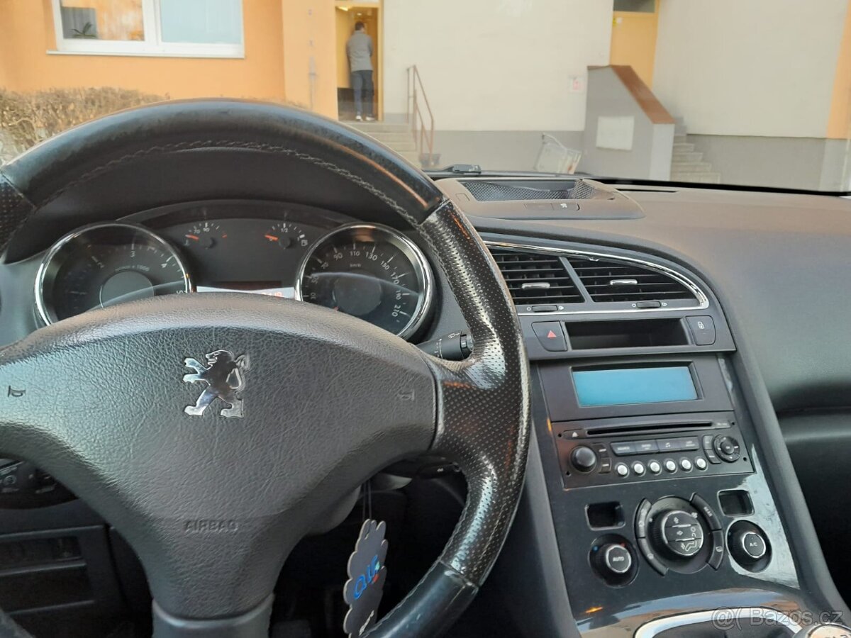 Peugot 5008 1,6HDi - 6