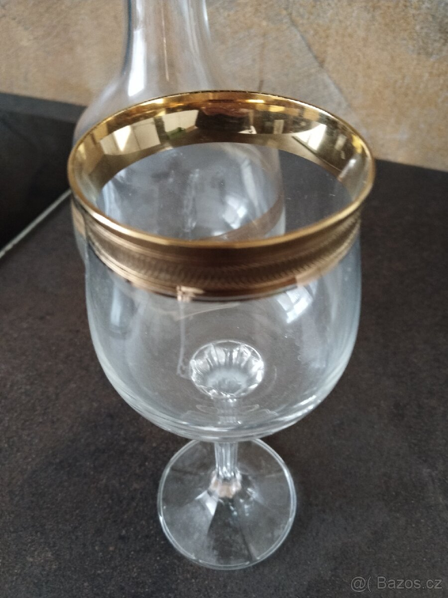 Starožitná karafa a 4 ks sklenice - 6