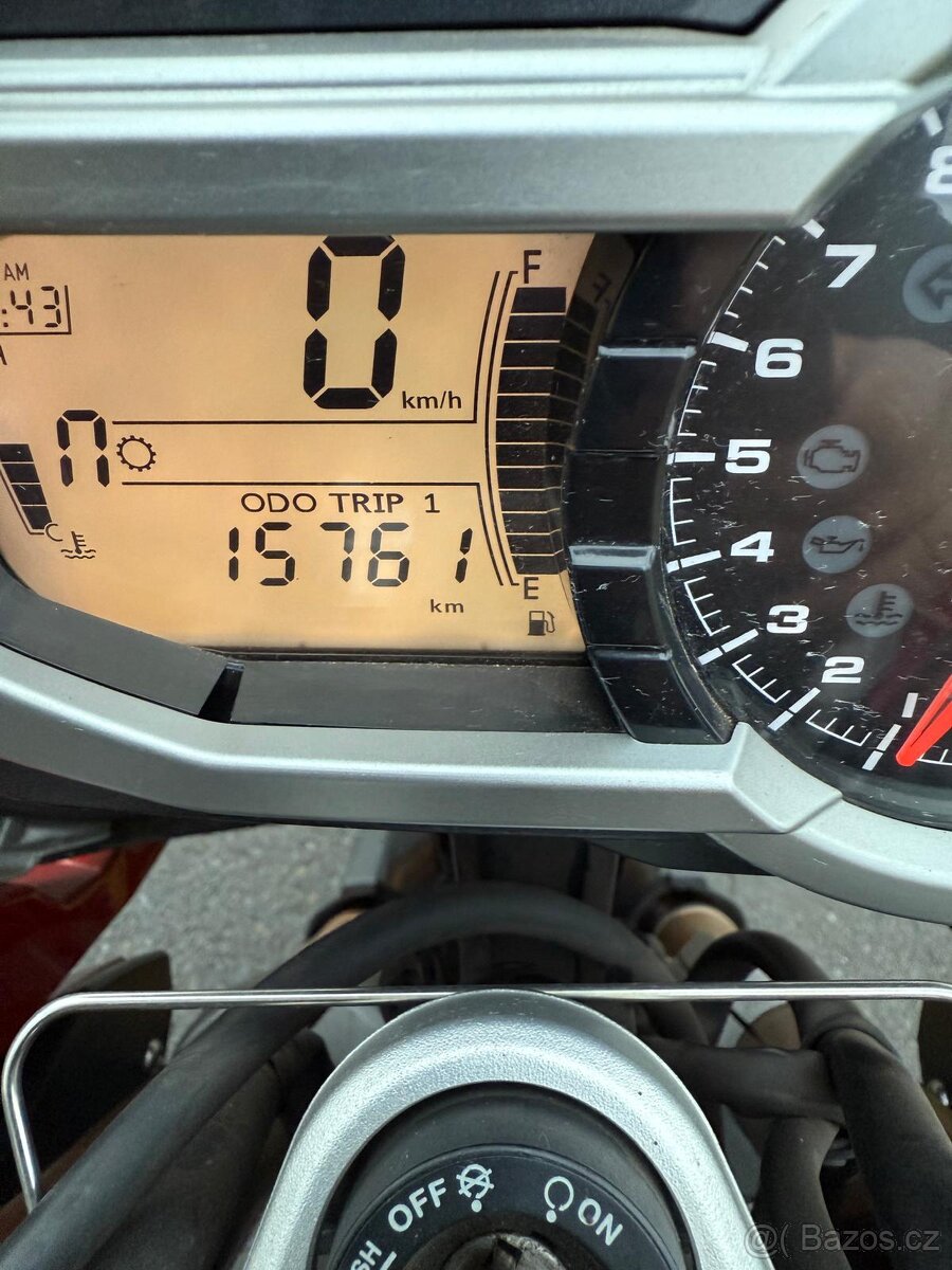 TRIUMPH TIGER EXPLORER - 6