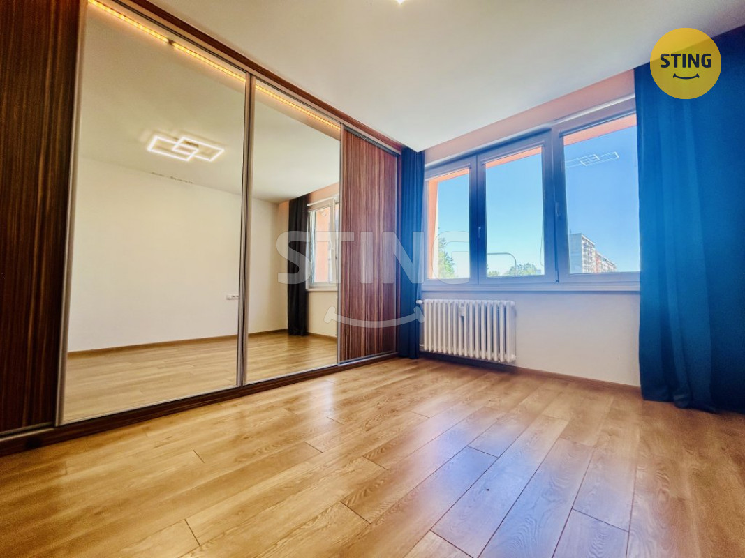 Byt 3+1 s garáží k pronájmu, ul. Lužická, Ostrava - , 132882 - 6