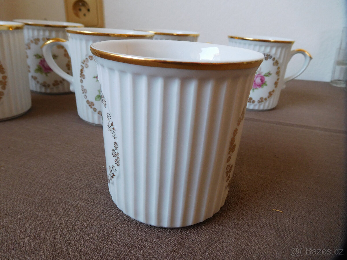 RETRO HRNKY - RŮŽIČKY - 6