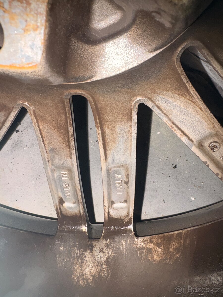 Alu kola miglia r18 - 6