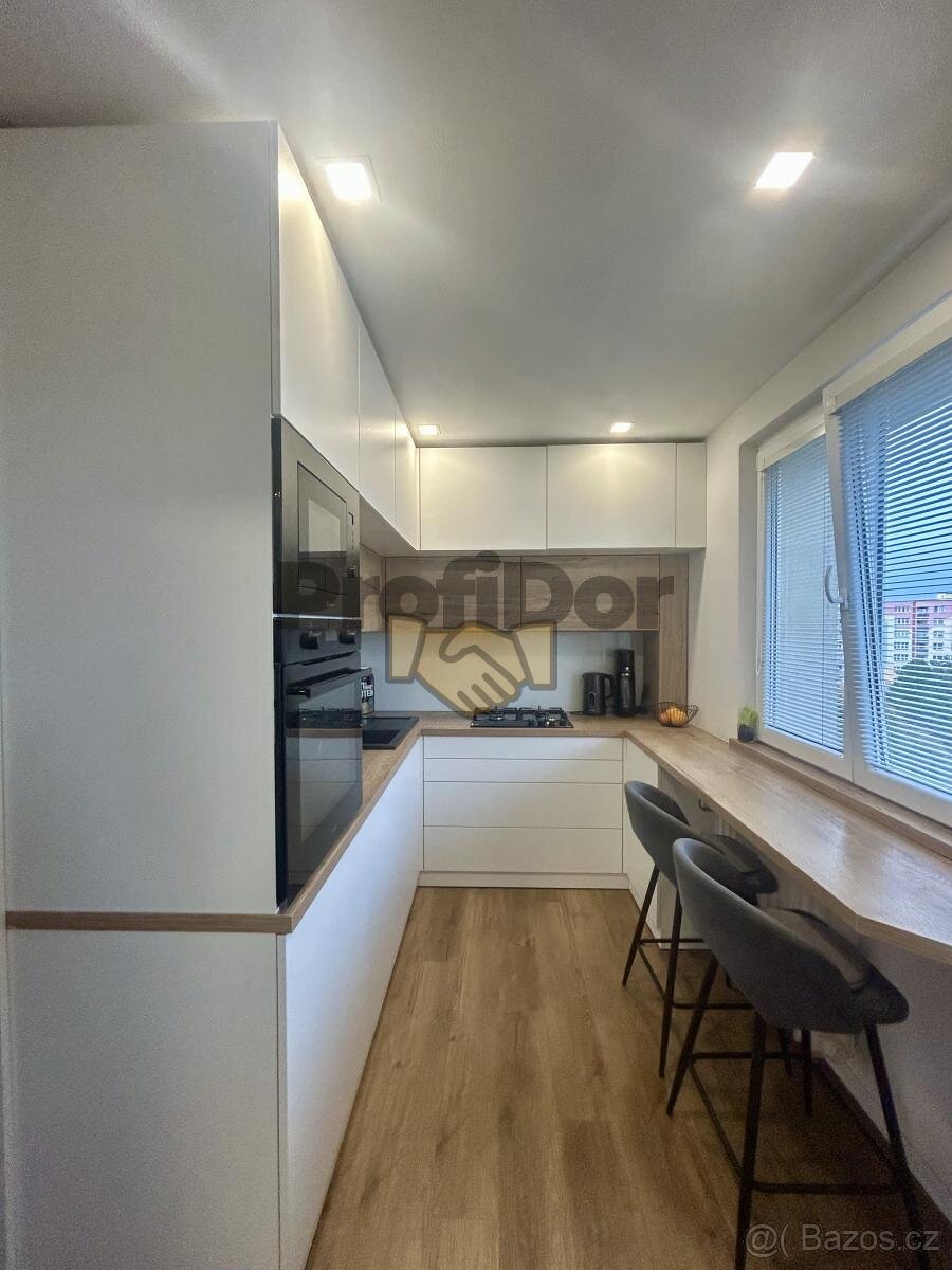 Prodej bytu 3+1 na ul. Obránců míru, Kopřivnice - 6