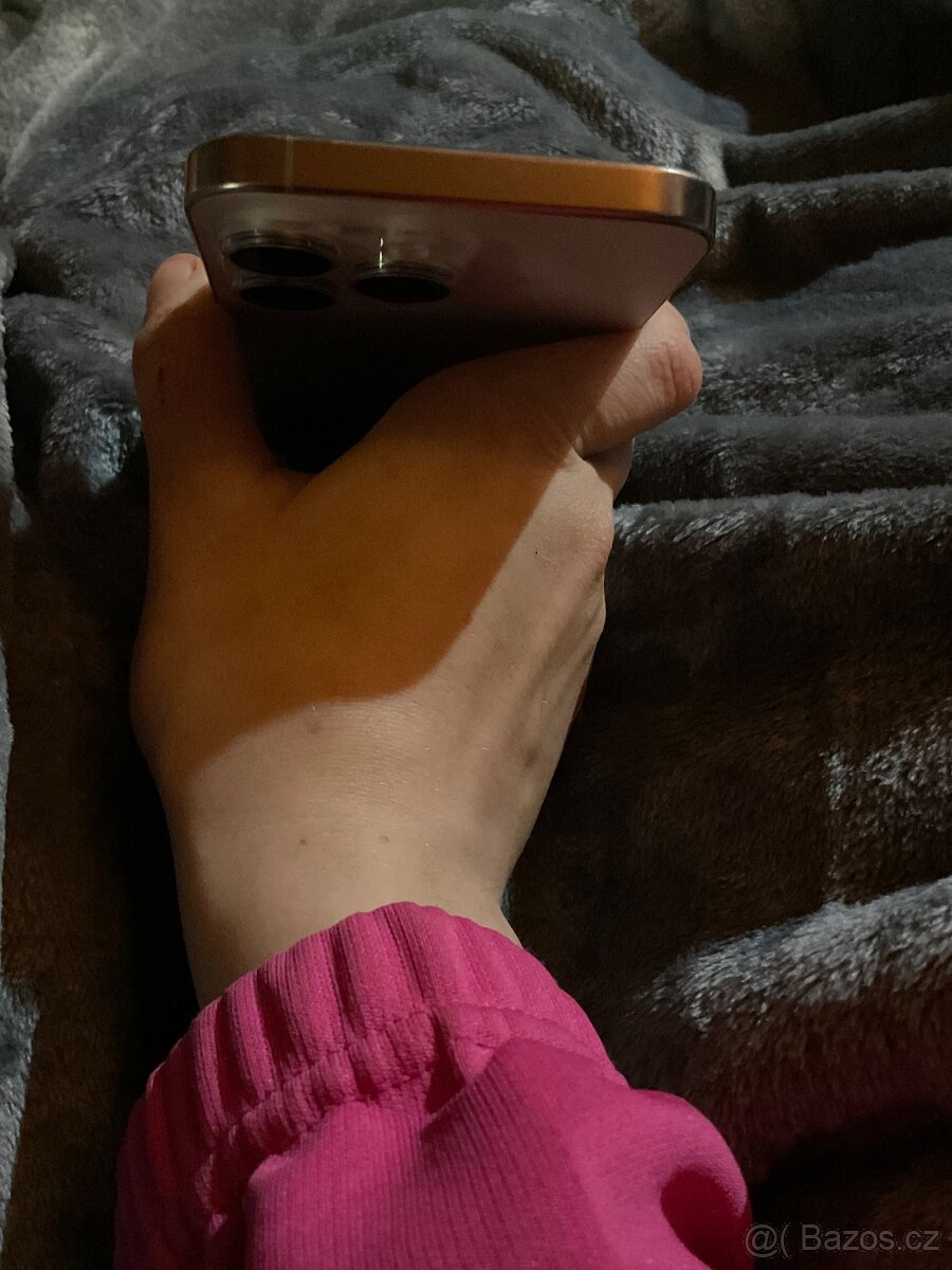 iPhone 16 Pro Max 256 GB – Pouštní titan – TOP STAV - 6