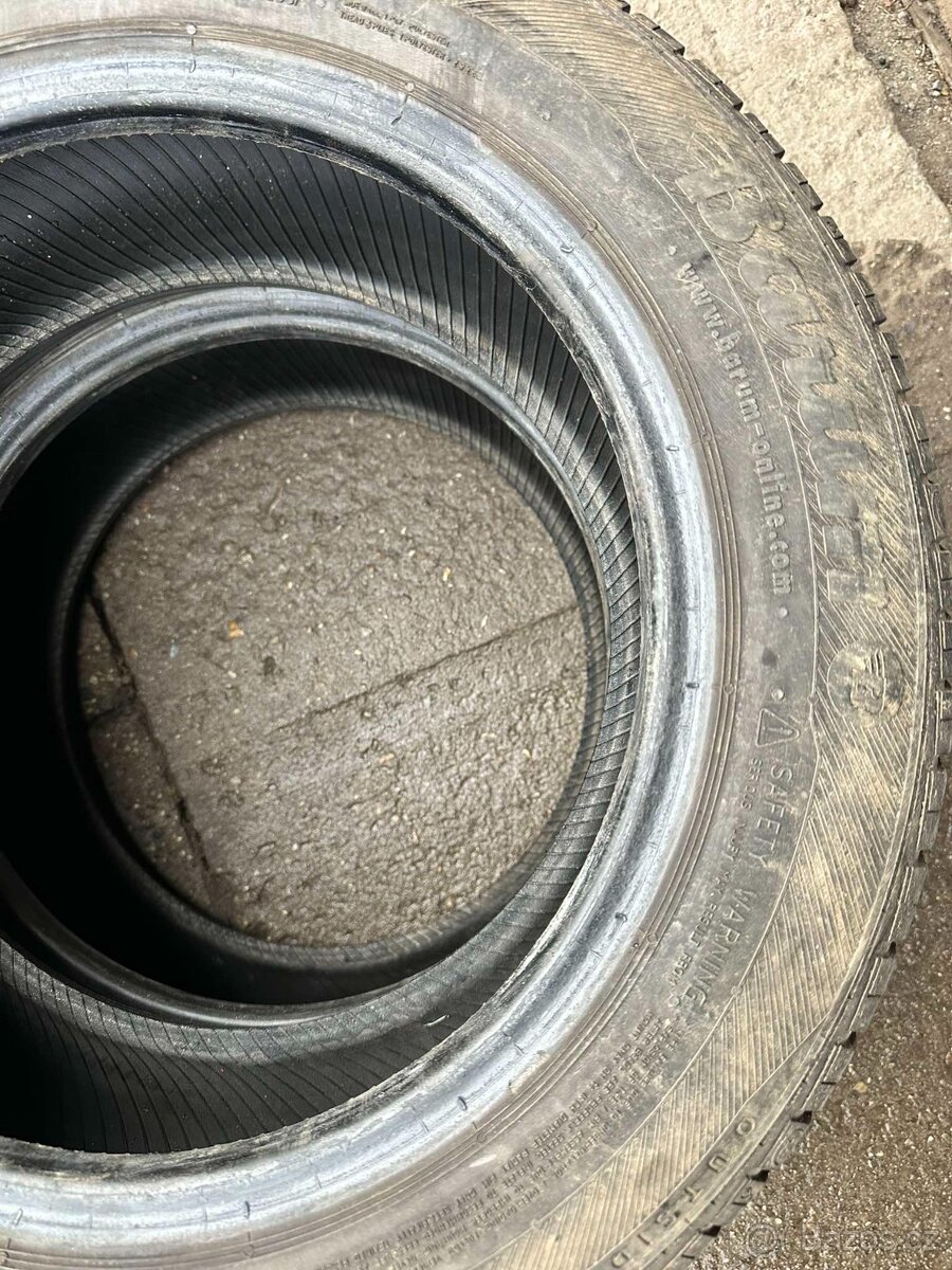 Prodám 2ks letních pneumatik Barum - 6