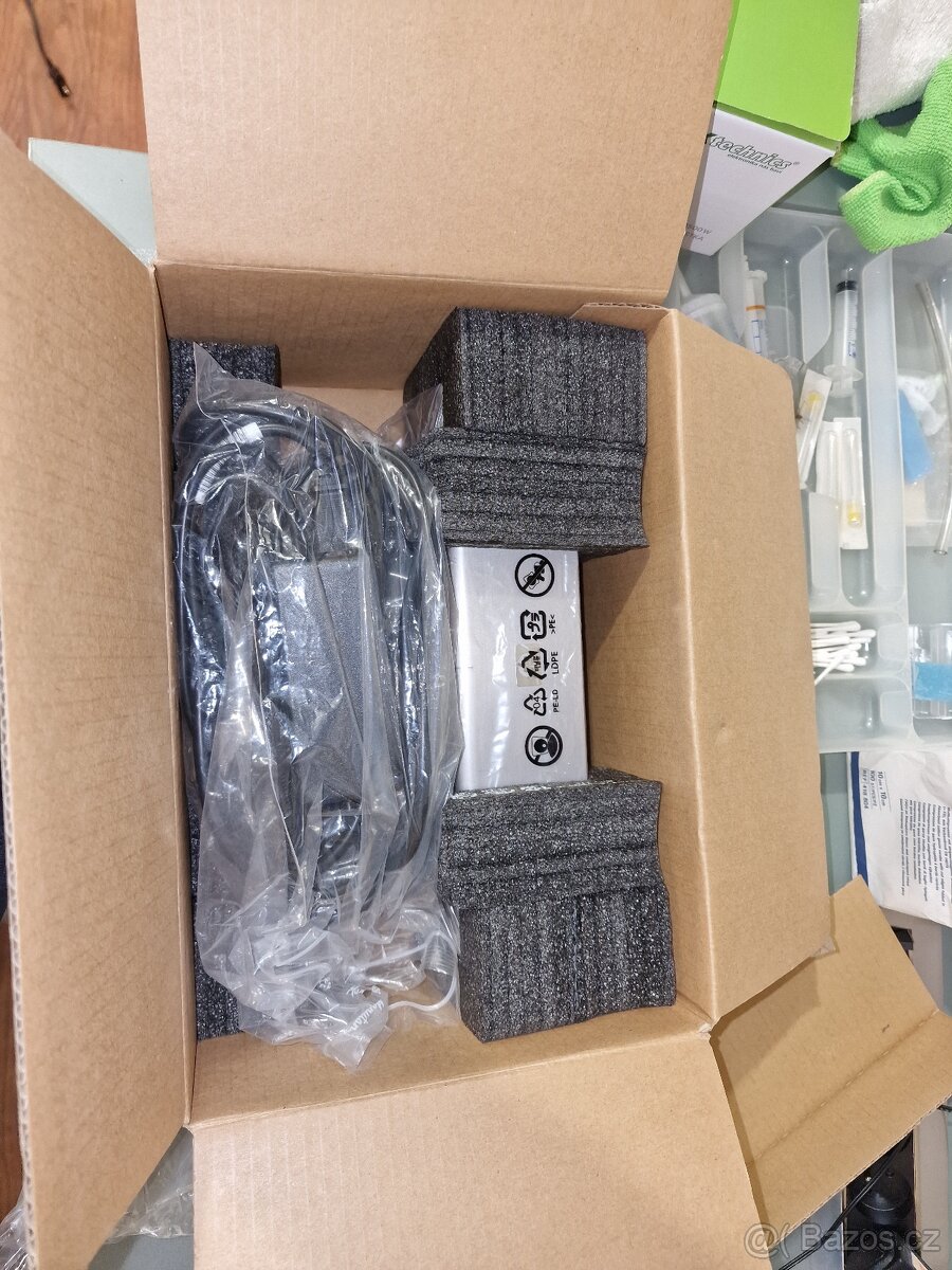 Dokovací stanice HP - 6