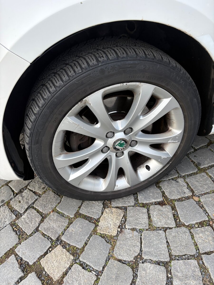 Prodam Skoda Superb 2.0TDI 125kw 4x4 - 6