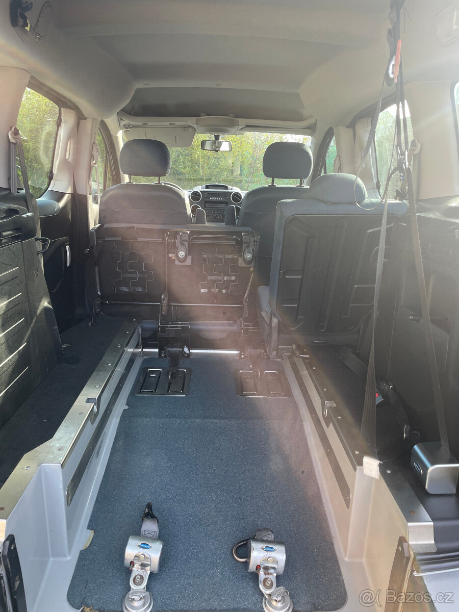 Citroën Berlingo: pro převoz vozíčkáře - 6