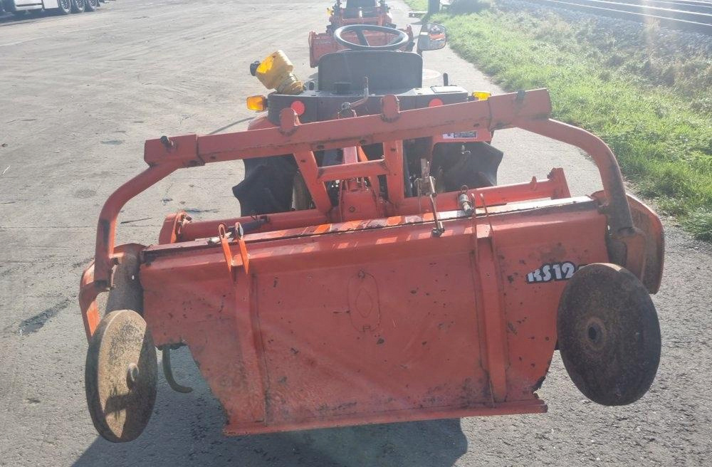 Traktor Kubota B52 z roku 1998 - 6