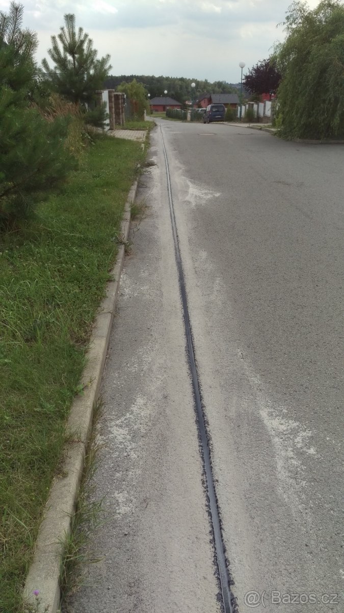 Mikrorýhovač Ditch Witch MT9 - Pila na asfalt a beton - 6