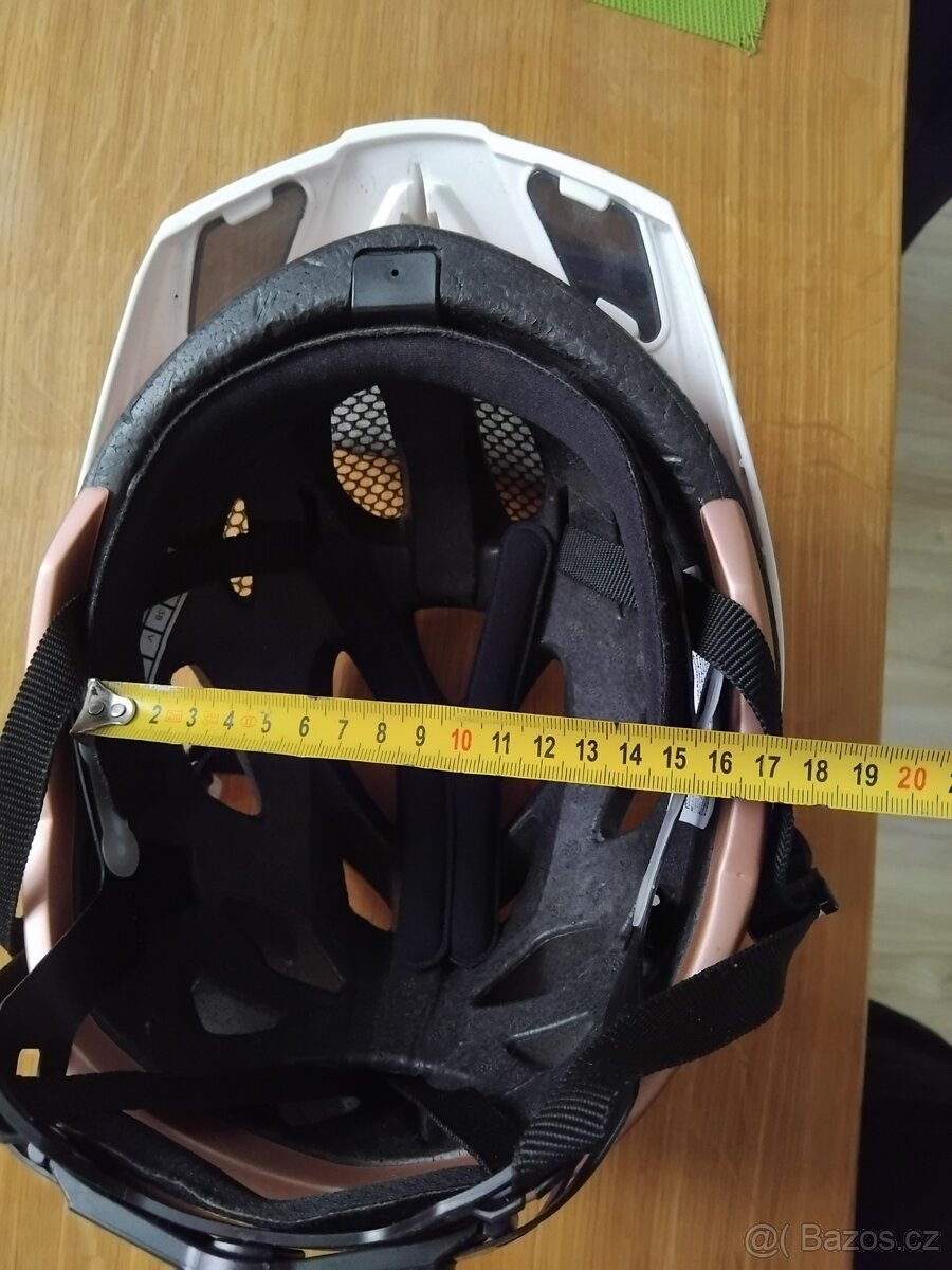Cyklistická helma - 6