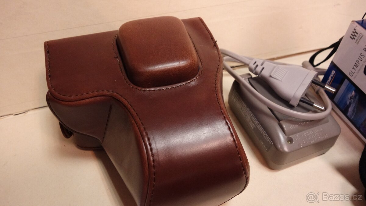 Olympus E-PL7 + 14-42 + 40-150 - 6