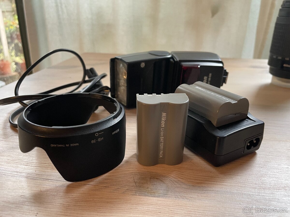 Kompletní Nikon set D80, 3 objektivy, blesk, příslušenství - 6