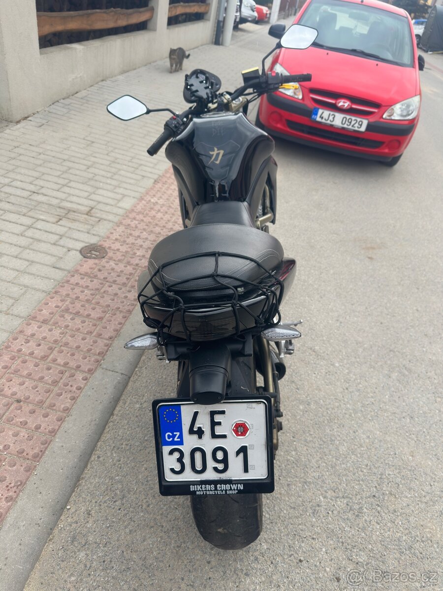 Prodám Kawasaki Er6n A2 - 6