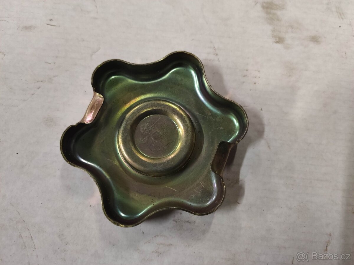 Víčko chladiče - 6