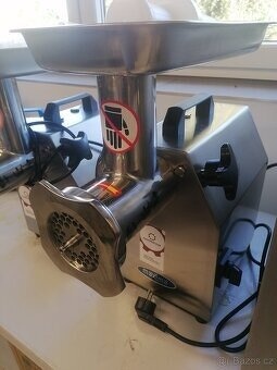 Mlýnek na maso 12, 22 a 32 - 6