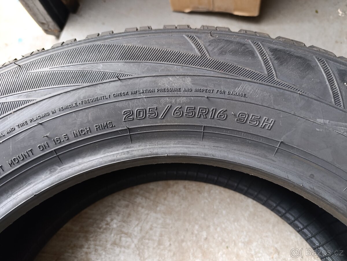 Zimní pneu 205/65R16 - 6