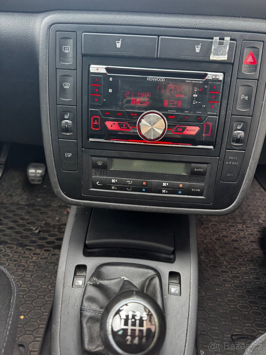 VW SHARAN 1.9tdi SPACIAL 110kw - 6