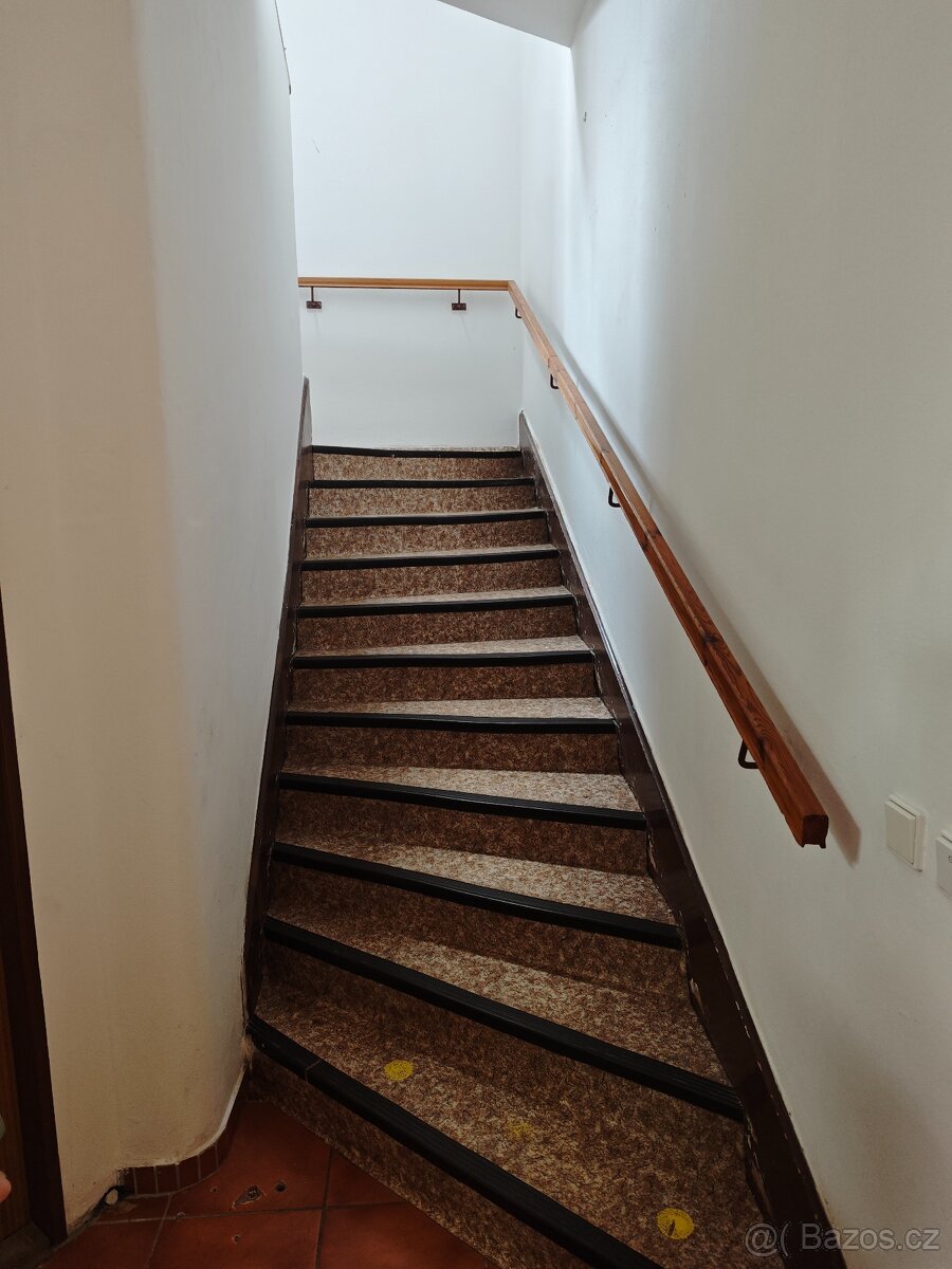 Schodišťová sedačka, schodišťový výtah - 6