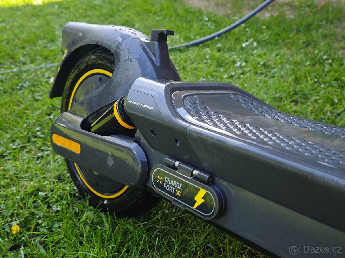Ninebot max g2 - 6