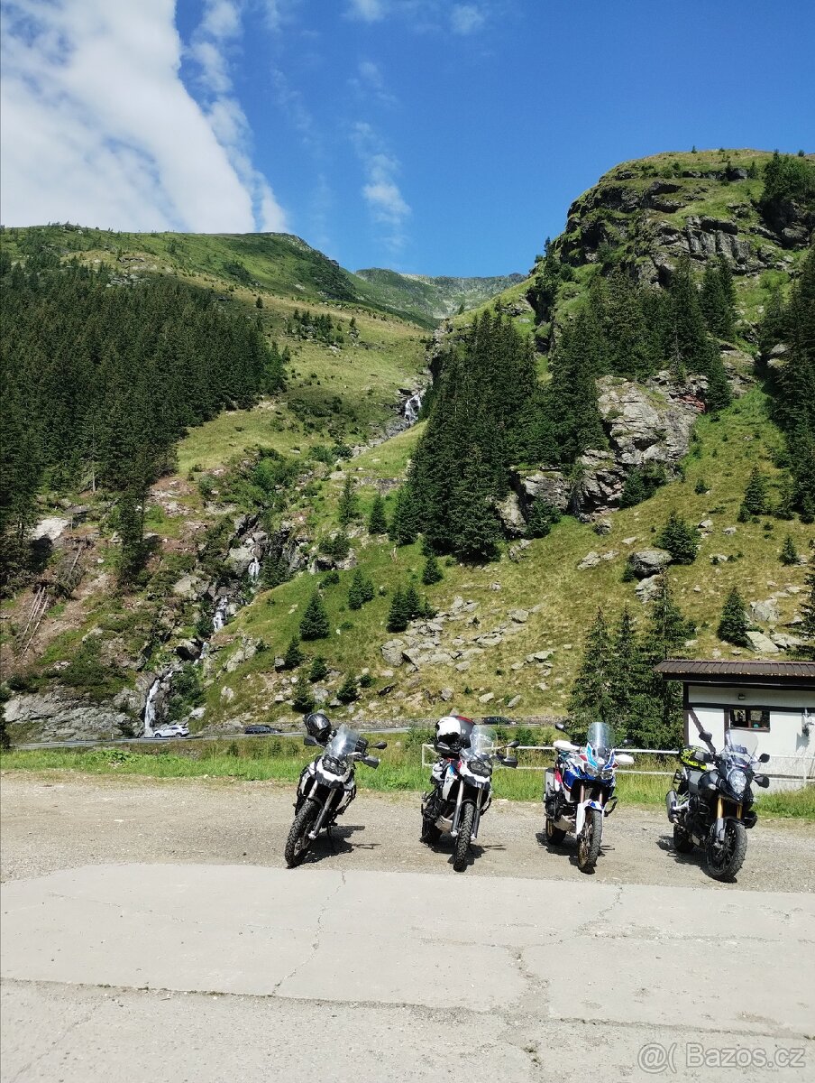 Honda Afrika adventure 1000 Manuál - 6