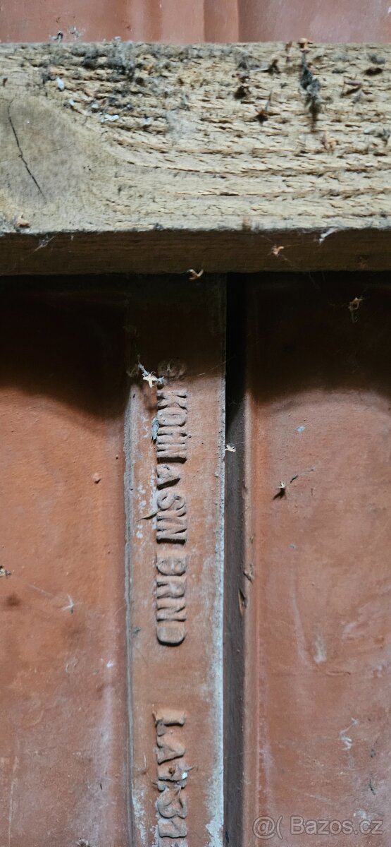 Prodám pálenou střešní tašku - 6