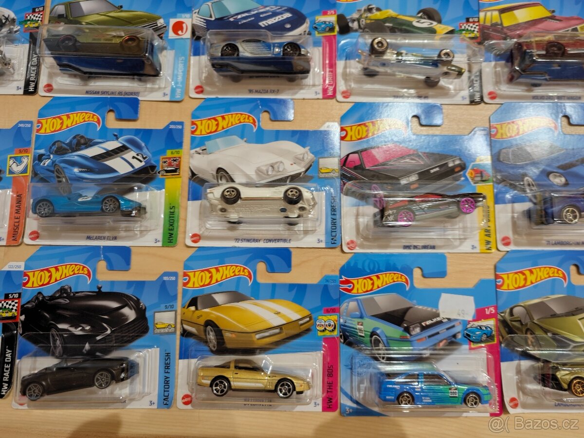 Hot wheels autíčka - 6