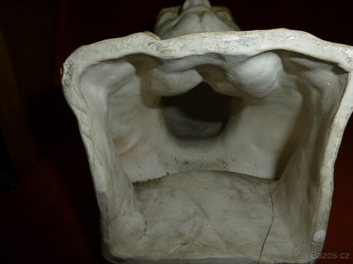 Busta Klement Gottwald - 6