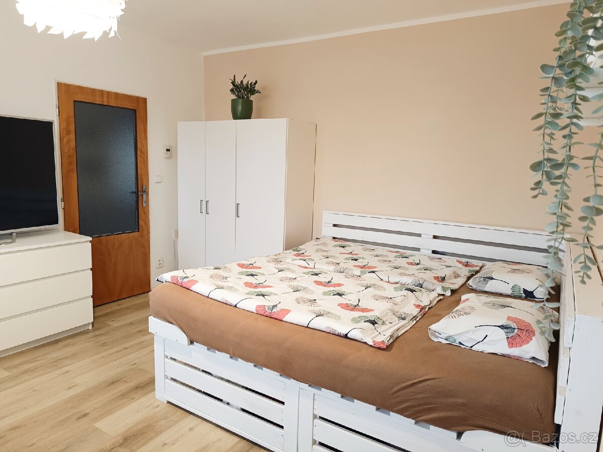 Prodej dvougeneračního domu - 6