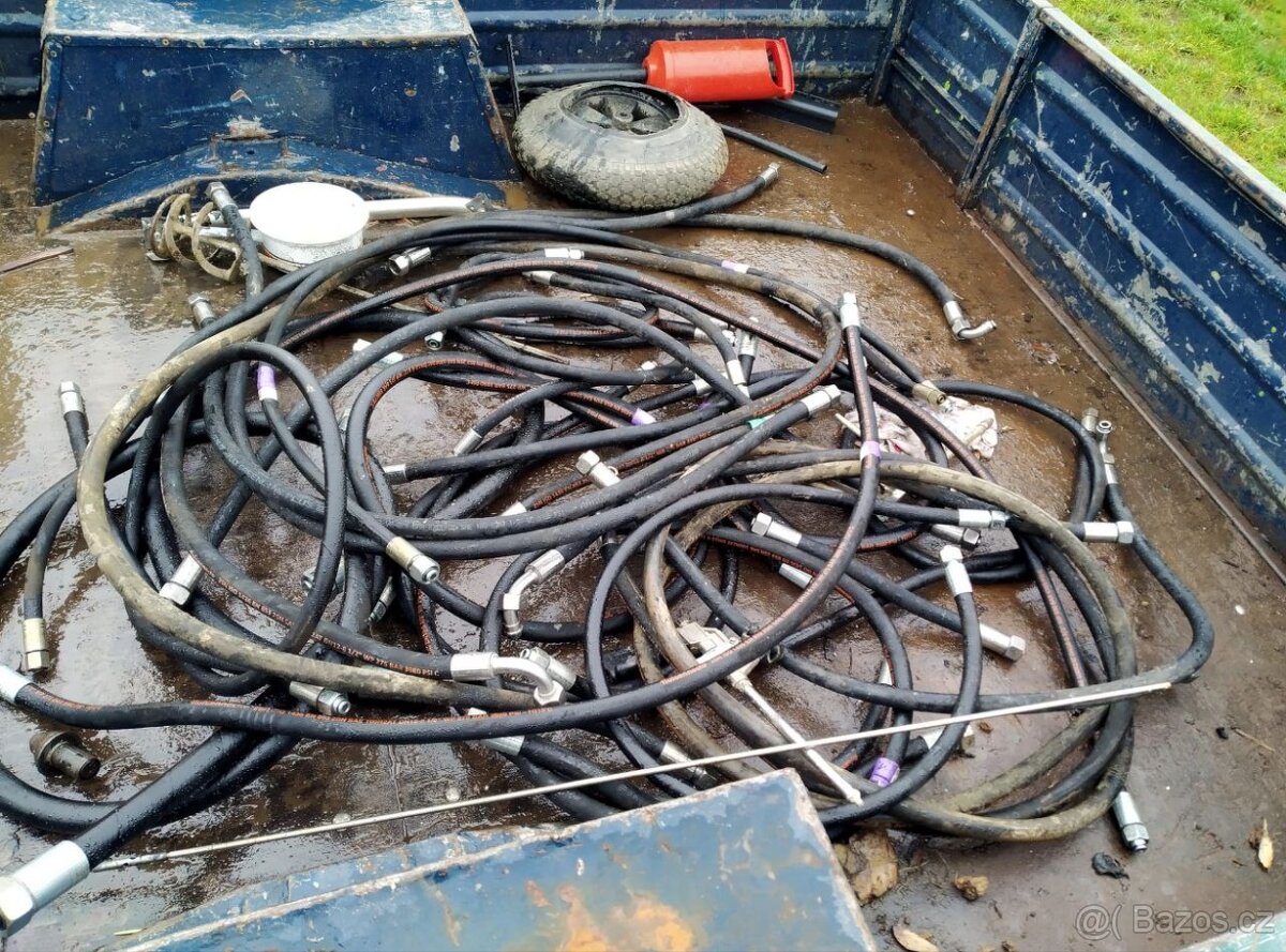 hadice na hydrauliku - 6
