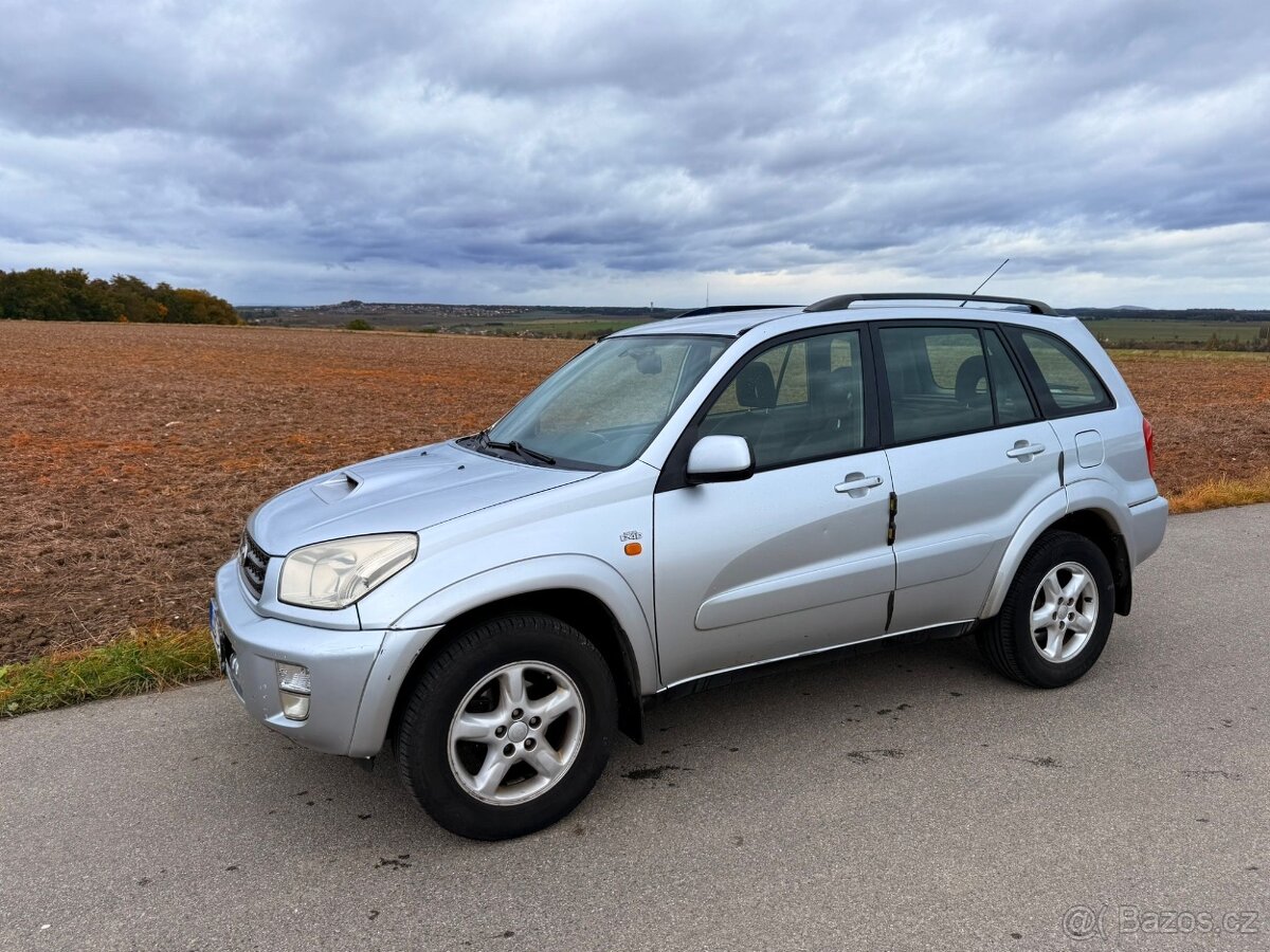 TOYOTA Rav4 2.0 D4D 4x4 - 6