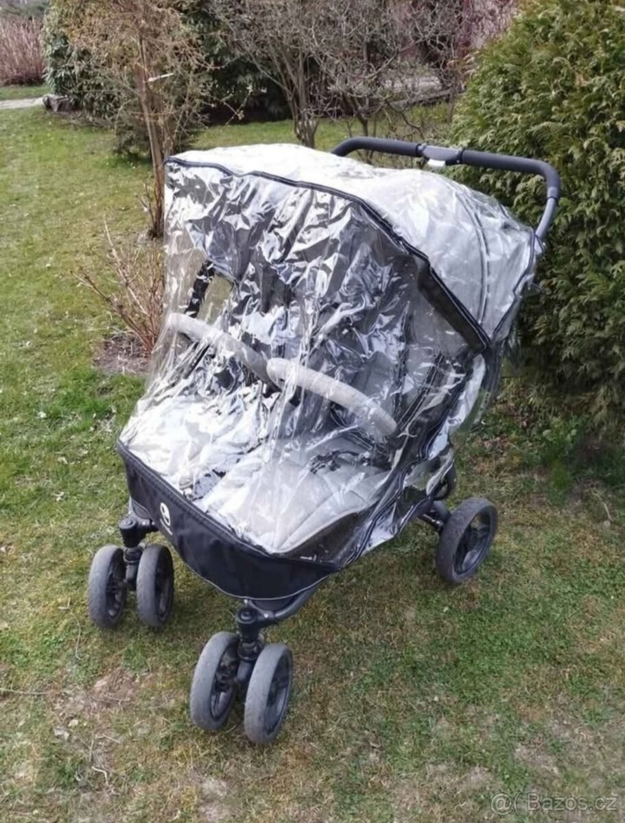 Kočárek pro dvojčata - 6