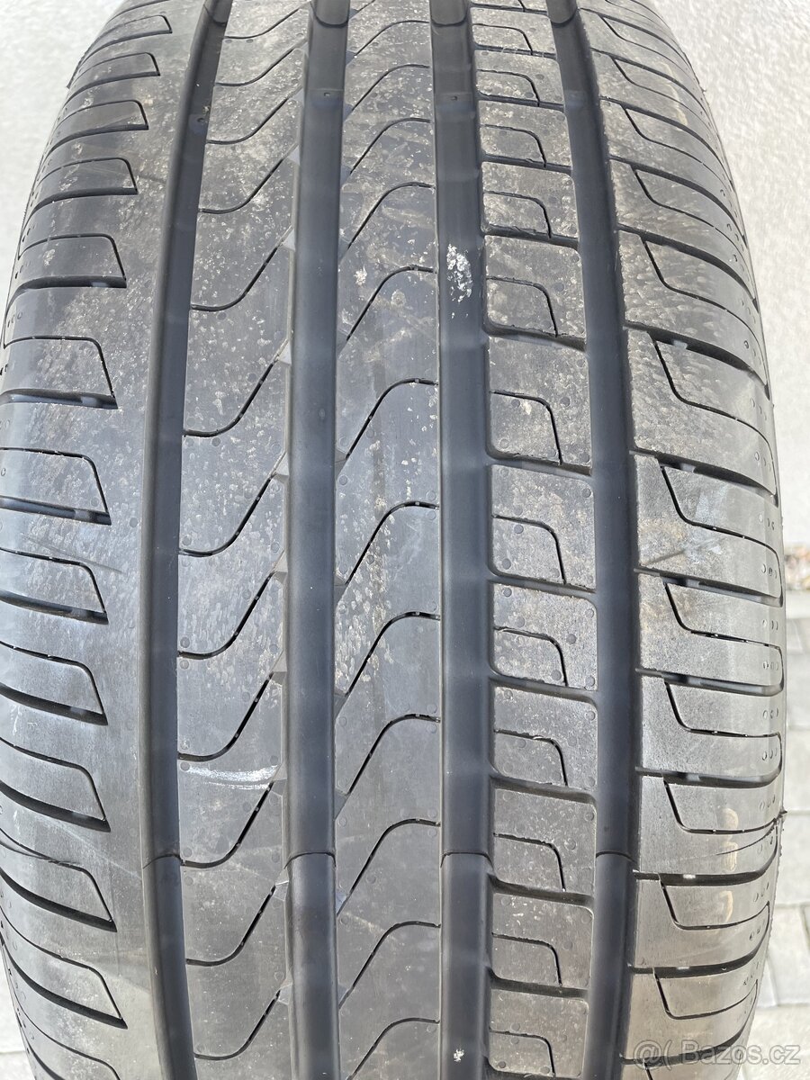 Sada nových letních pneu.235/50 R19 - 6