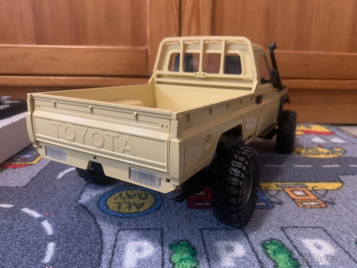 Mn82 Toyota Land Cruiser 1/12 RC - 6
