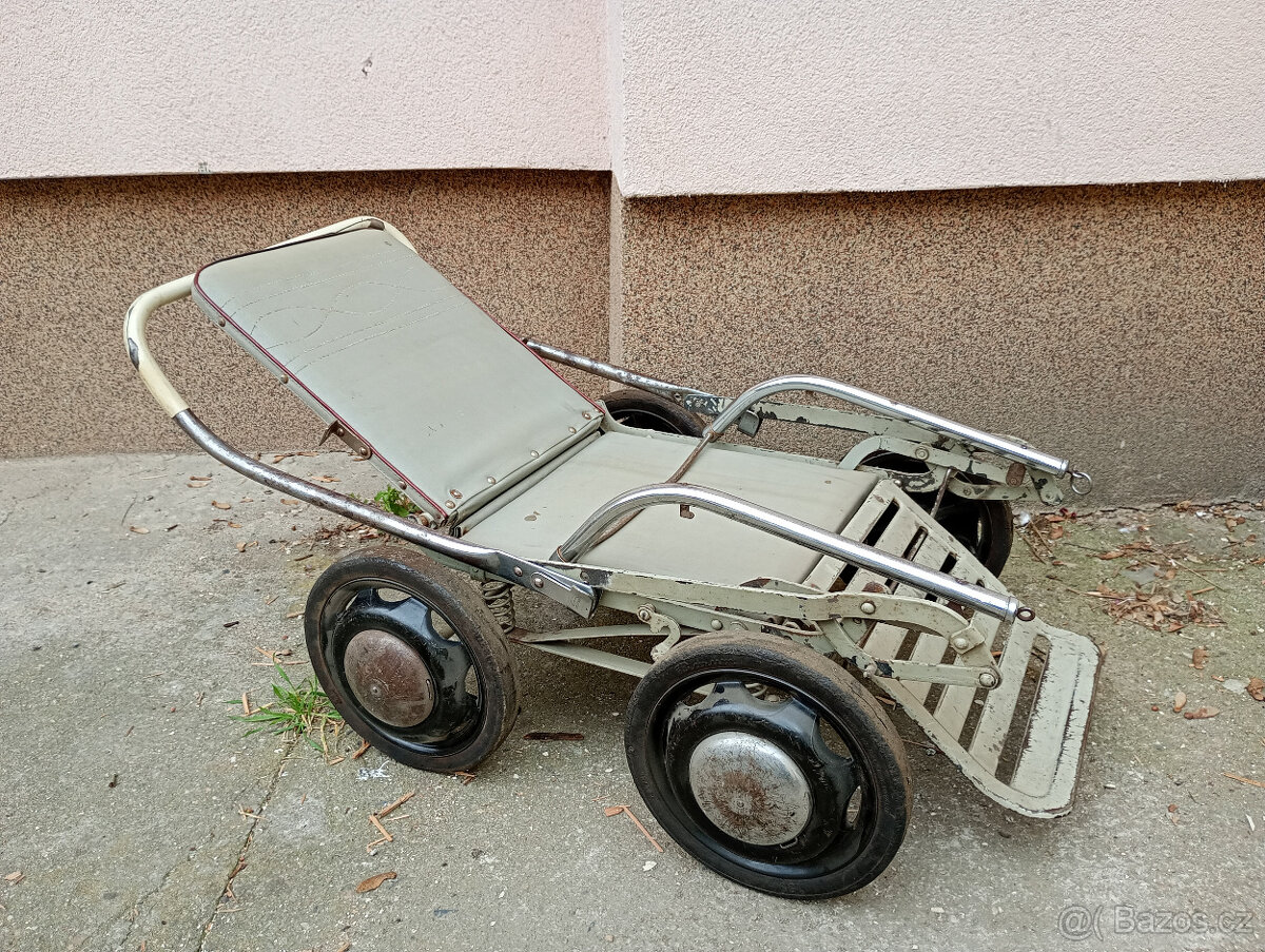 RETRO koloběžky a kočárek 60tky - 6