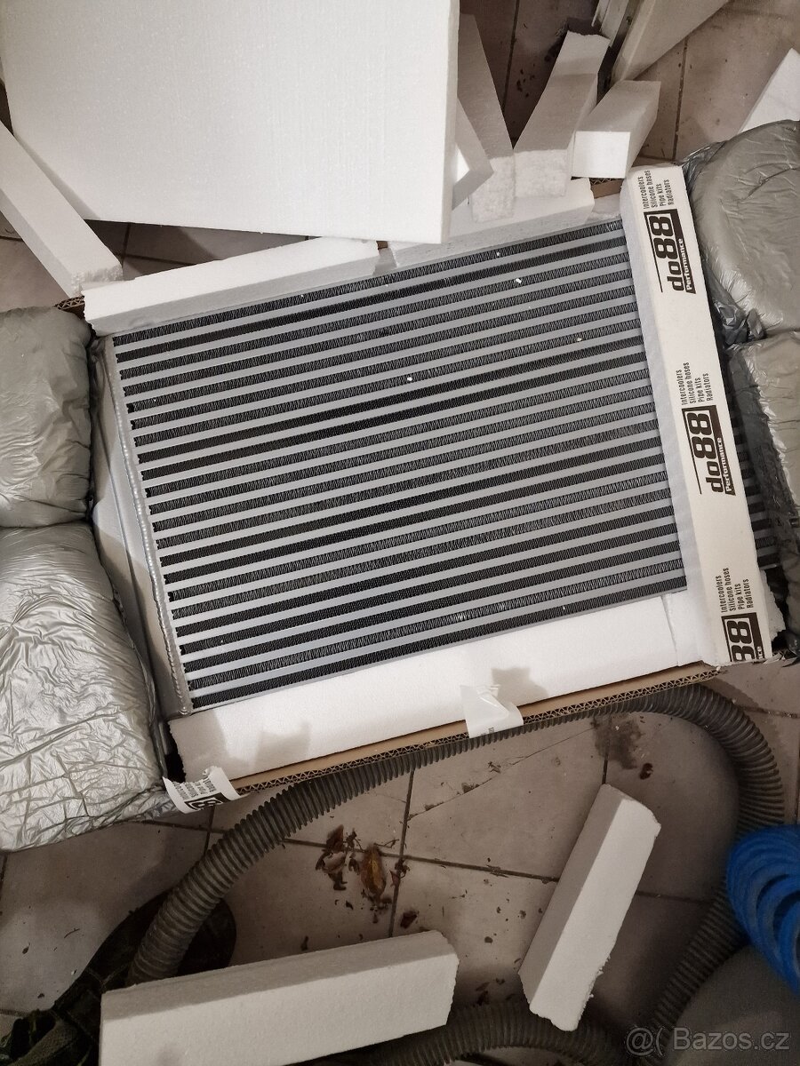 Díly Saab 9-5 kombi 2006 - 6