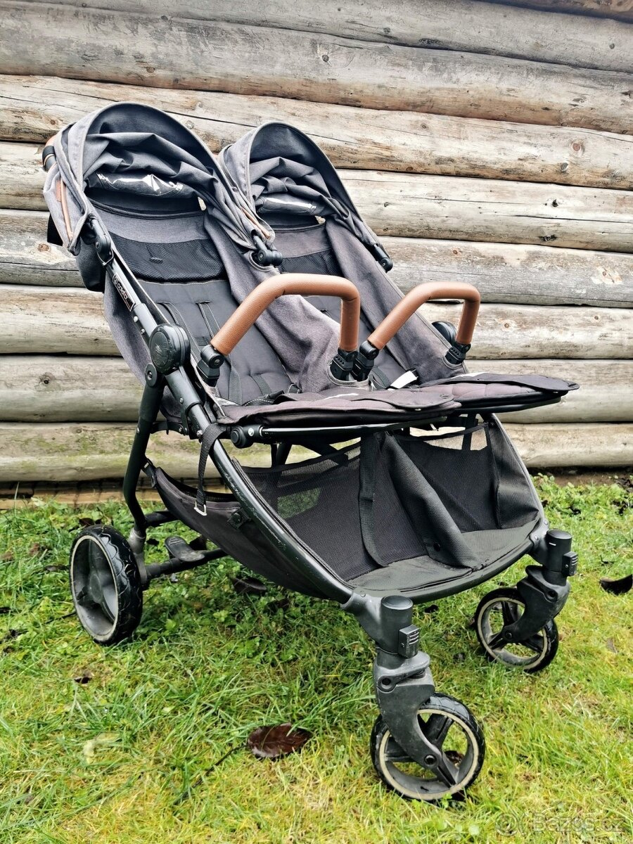 Kočárek pro dvojčata nebo sourozence - 6