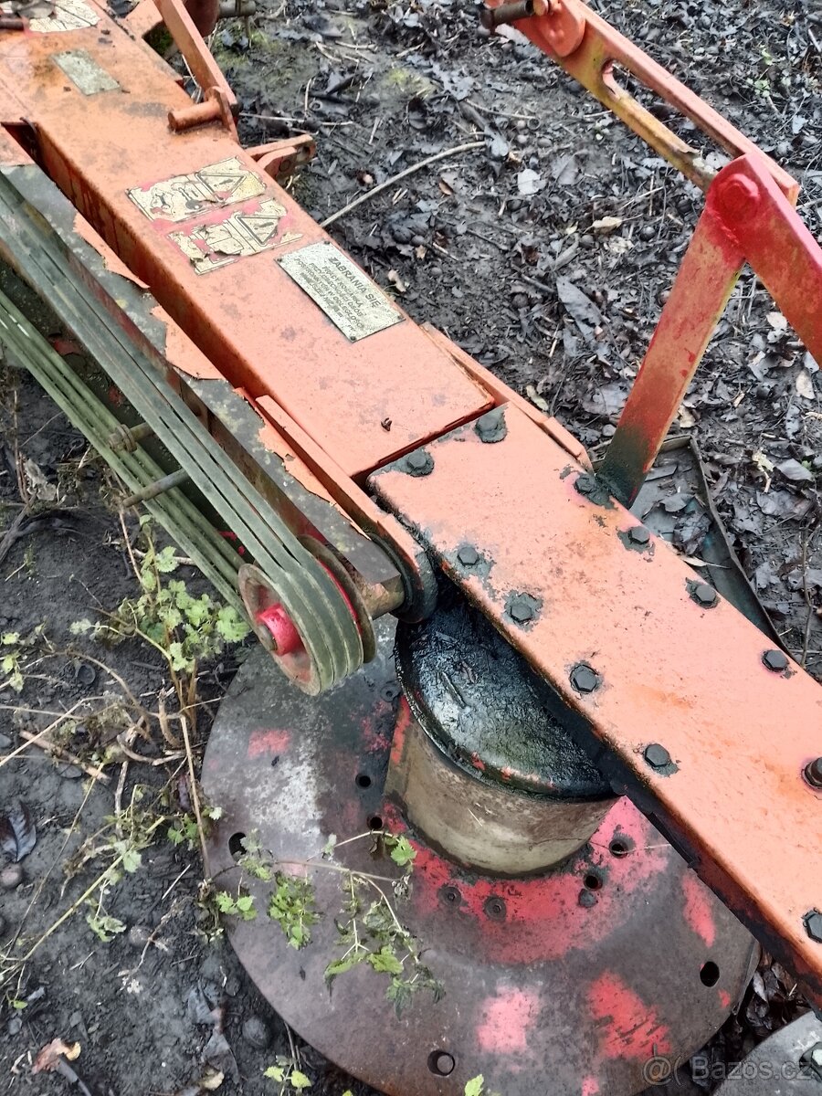 BUBNOVÁ ROTAČNÍ SEKAČKA 165 CM - 6