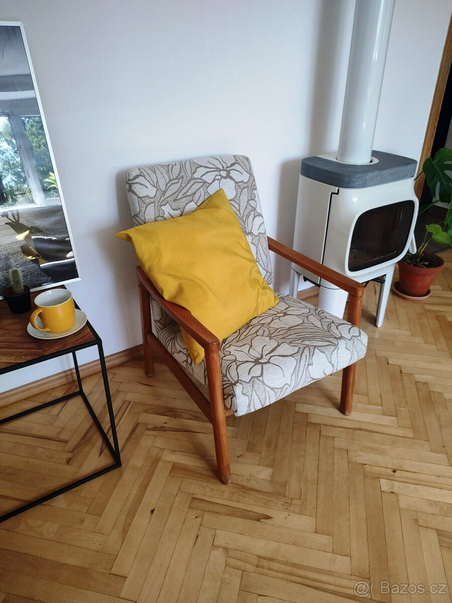 NOVÉ RETRO KŘESLO IKEA - PC 6400,- - 6