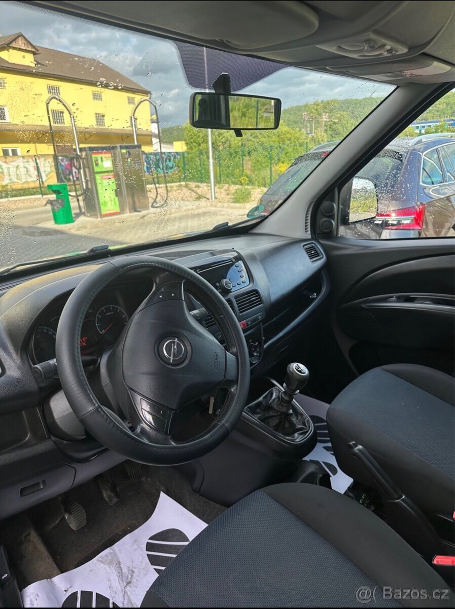 Opel Combo 1.6CDTI - 6