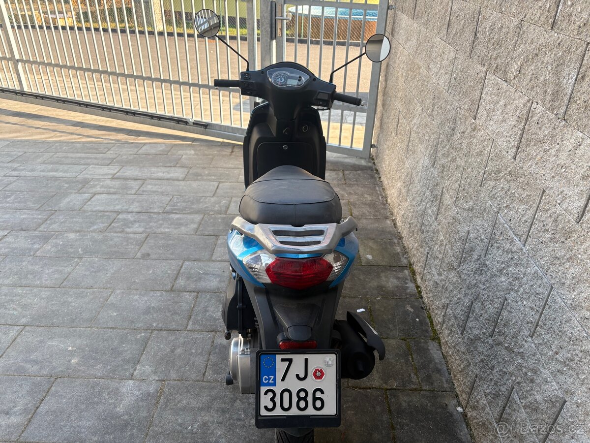 Peugeot Tweet 125 2015 - 6