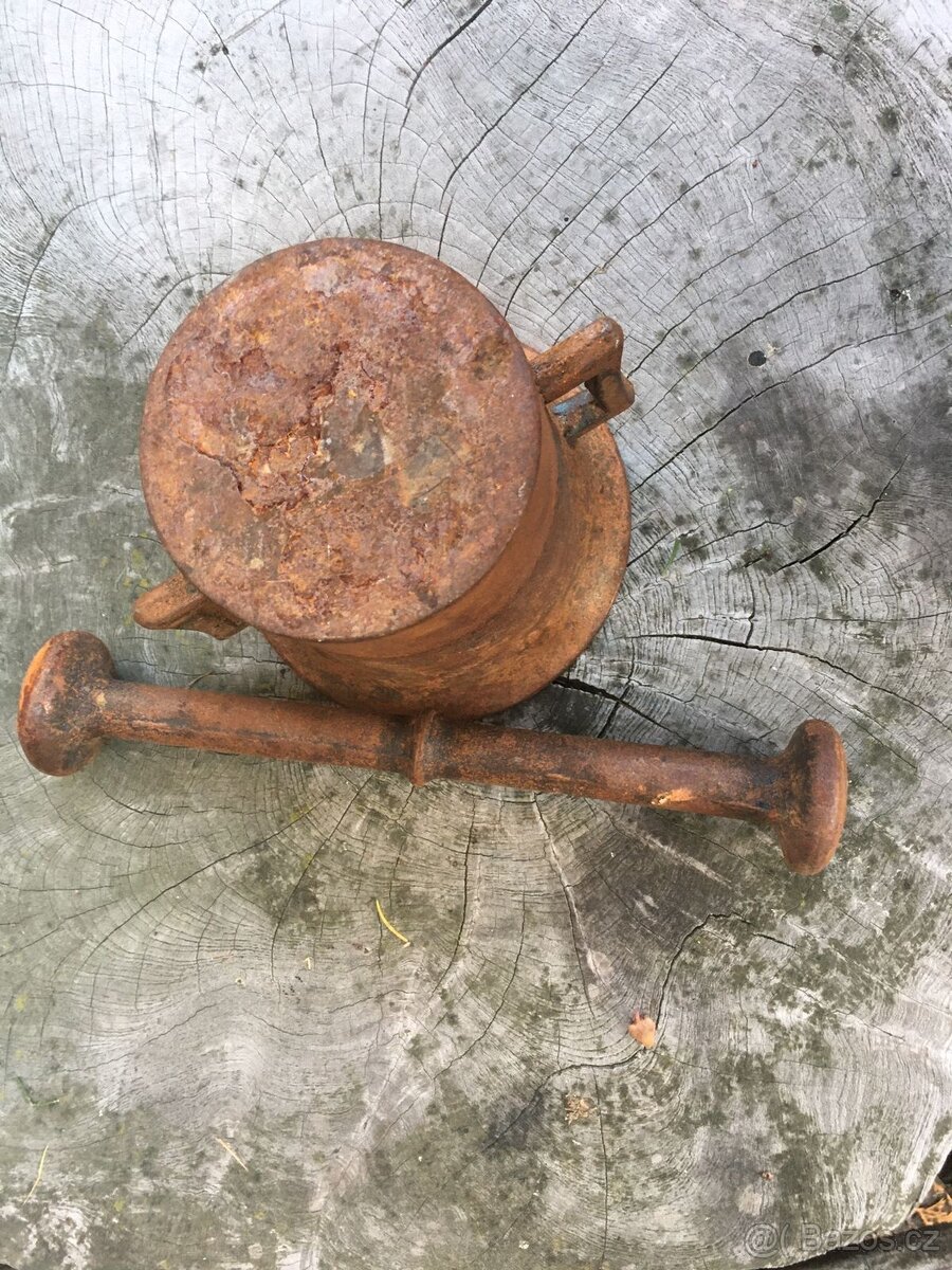 Hmoždíř litinový s tloukem - 6