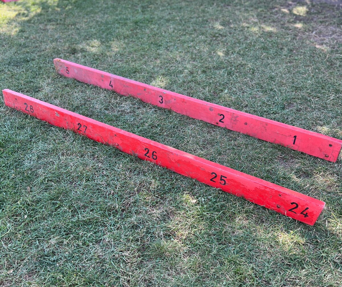 Nostalgie/ Lavičkové latě z demolice Zimní stadion Teplice - 6