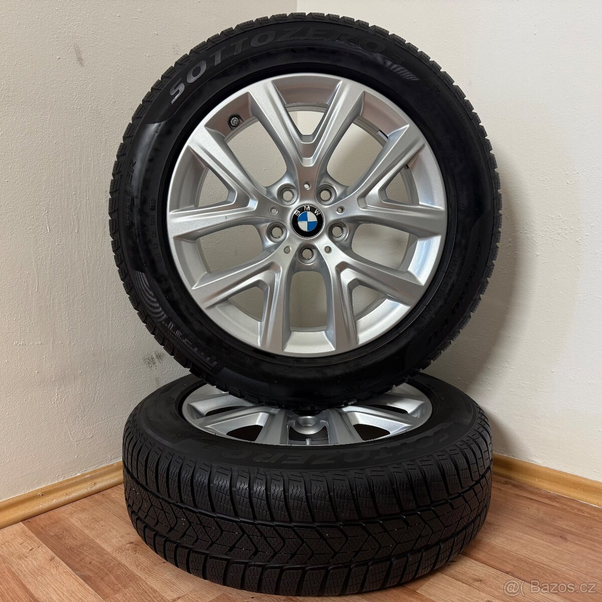 BMW X1 F48 5x112 R17 ET39+ZIMNÍ 205/60R17 7/5mm - 6