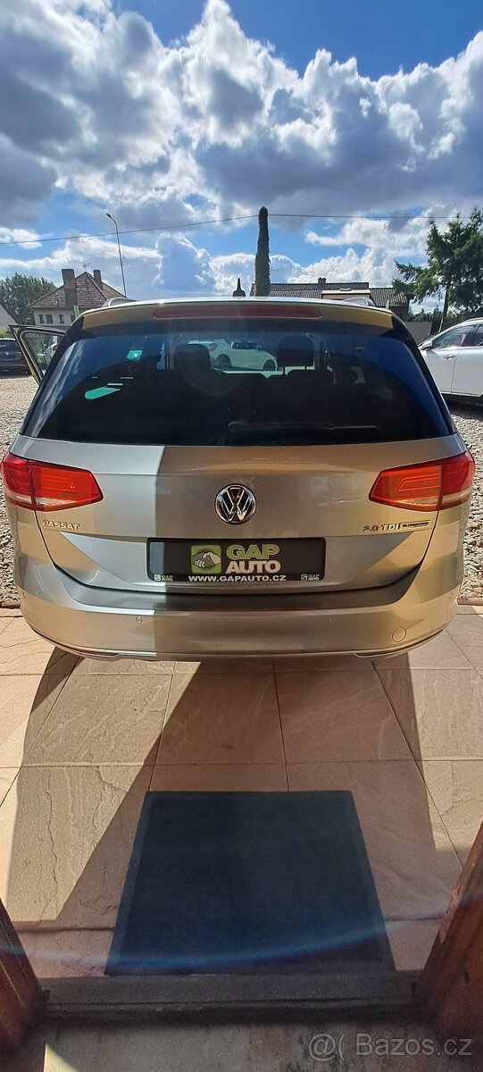 Volkswagen Passat 2.0 TDI 110kW BLUEMOTION - 6