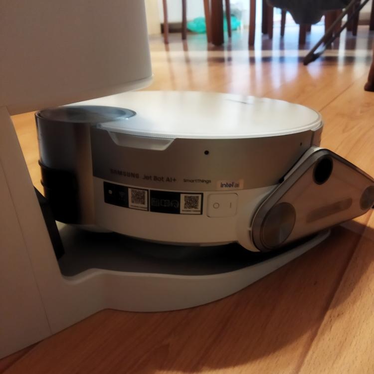Robotický vysavač Samsung Jet Bot AI+ VR50T95735W - 6