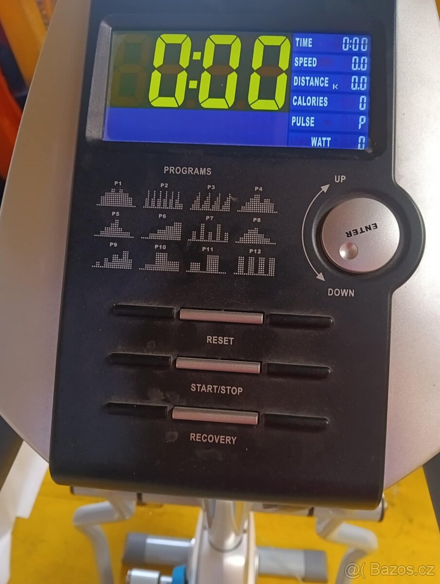 Špičkový eliptický trenažer Energetics ET312 - 6