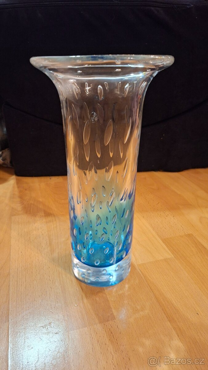 Skleněná vázička - 6