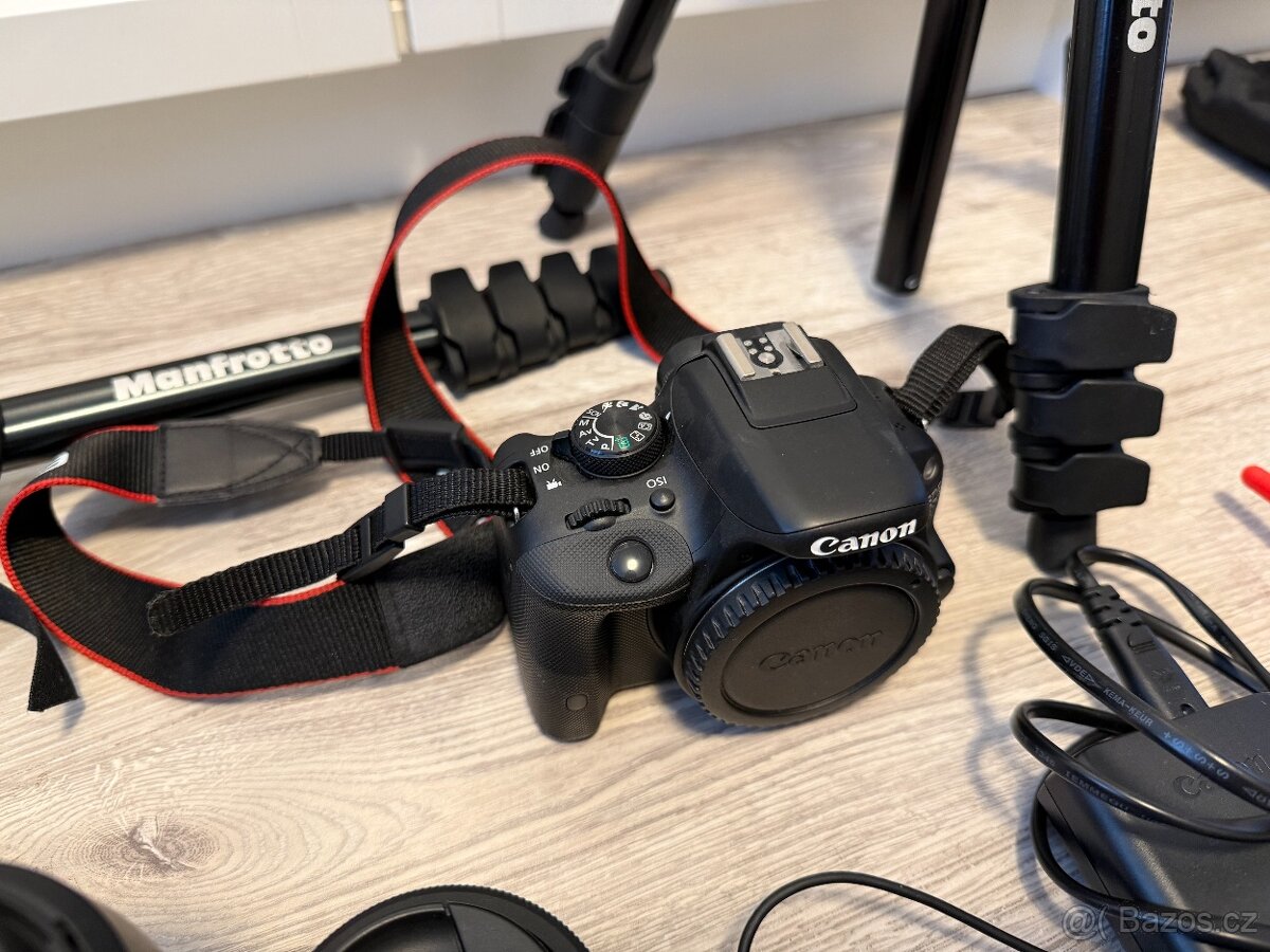 Velký set Canon EOS 100D + 4x objektiv + příslušenství - 6